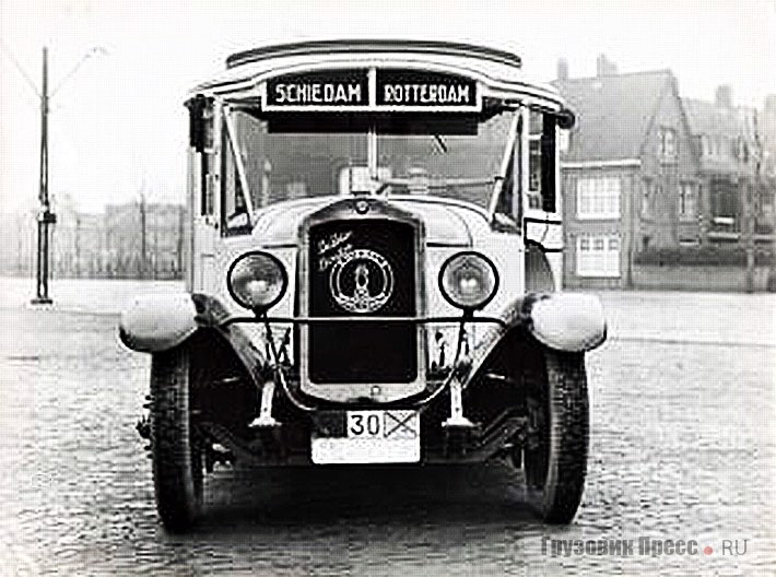 Автобус De Dion-Bouton с кузовом Kusters & Lemmens и двигателем Kromhout 3-LW. Роттердам, 1936 г.