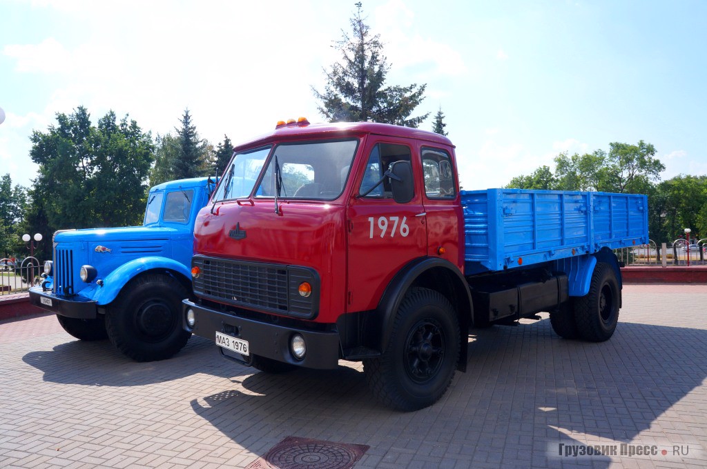 МАЗ-200 и МАЗ-5334 на праздновании 70-летия МАЗа
