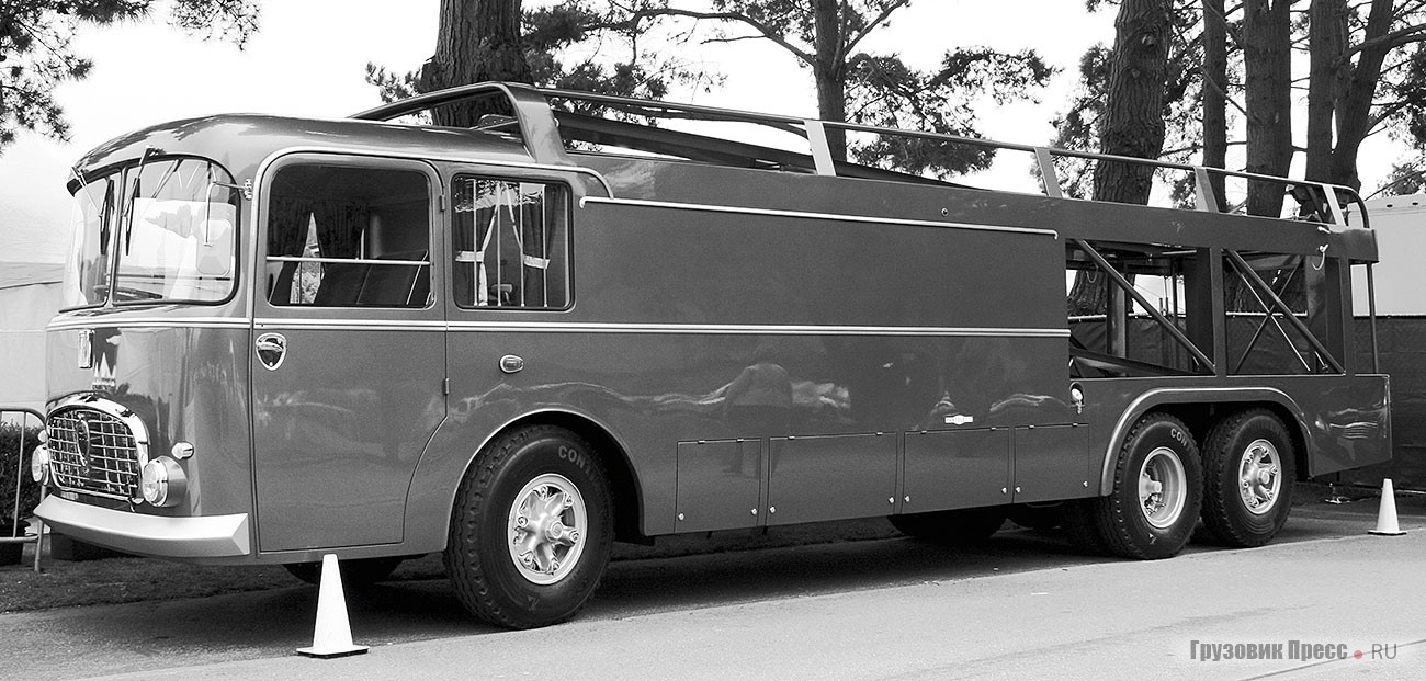 Судьба этого Fiat 306/3 команды Maserati, созданного в 1956-м в Carosseria Bartoletti – готовый сценарий. В 1958-м Maserati покинул гонки, но 306/3 раз возвращался в паддок, пять раз поменяв хозяина и реинкарнировавшись в трёхосник. Звёздный час модели настал в 1963-м, когда её выкупил Стив Маккуин для съёмок лучшего фильма о гонках «Ле-Ман»