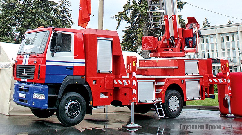 АКП-32 на шасси МАЗ-5340В3