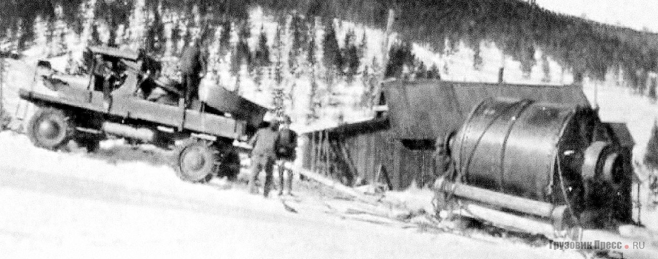Грузовик Plains или Coleman раннего выпуска доставляет оборудование на рудник в горах Колорадо. Отябрь 1924 г.