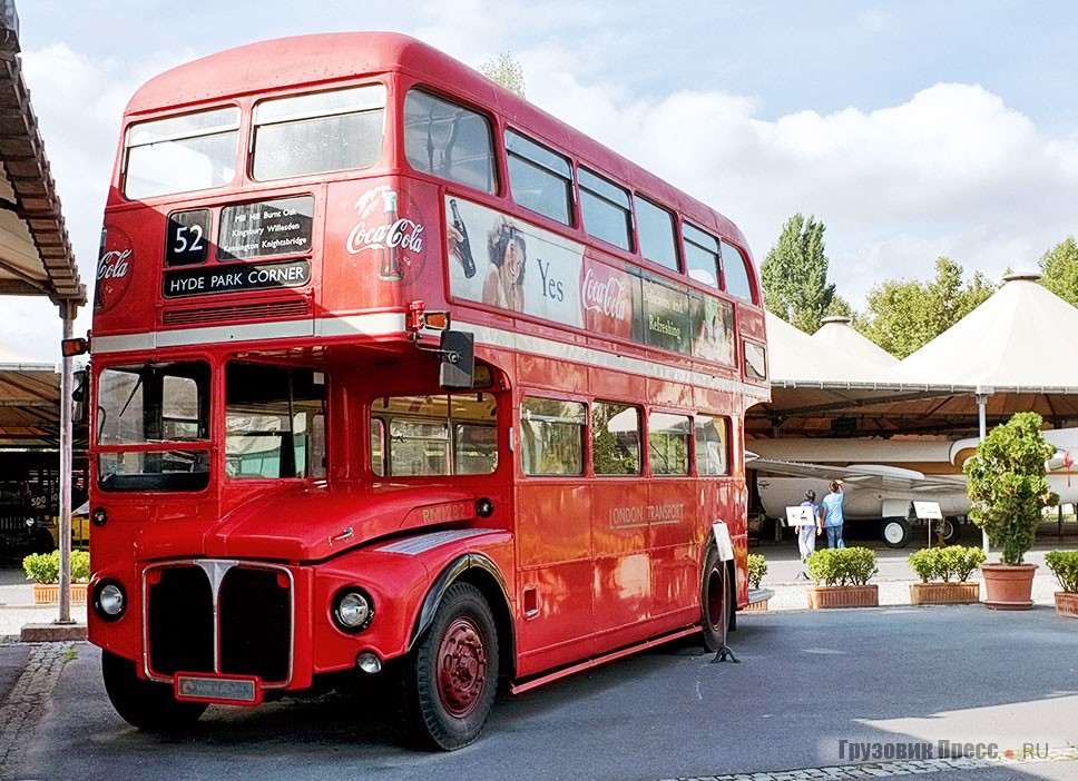 Лондонский даблдеккер Leyland Routemaster