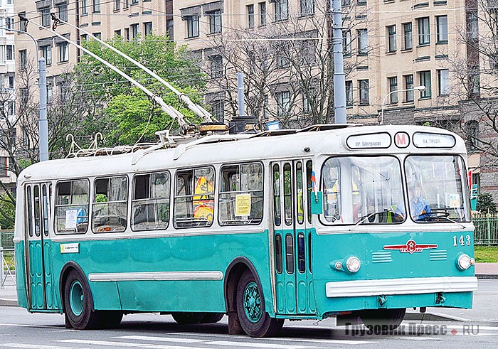 Восстановленный больше десяти лет назад [b]ЗИУ-5Г[/b] 1967 года – троллейбус из более поздней эпохи, шестидесятых–семидесятых годов