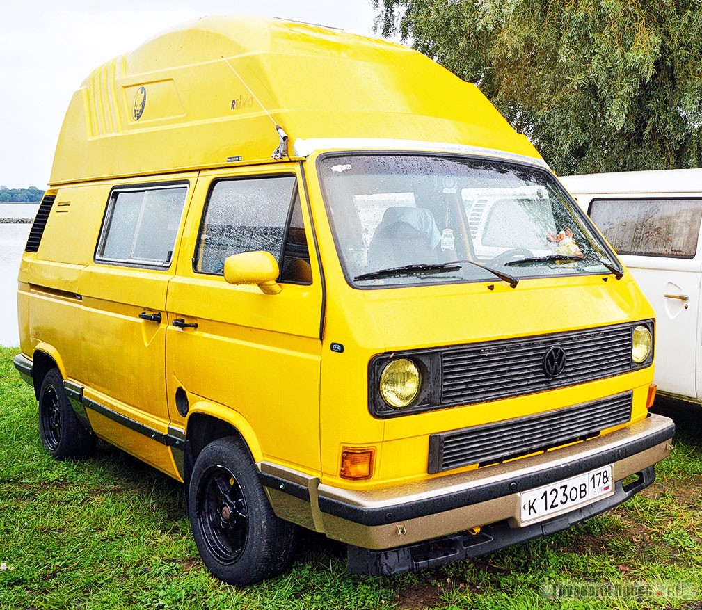 ...или [b]«Транспортёр-автодом»[/b] с экстремально высокой крышей