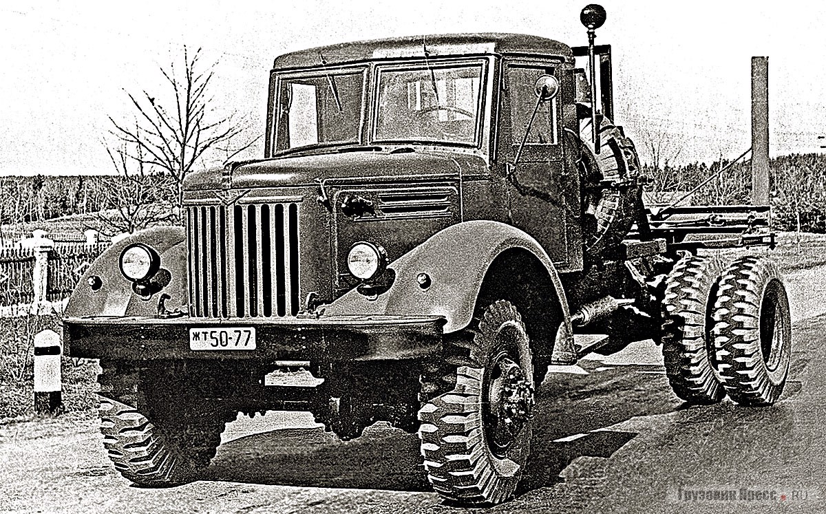 Обновленный МАЗ-501 конца 1950-х получил подфарники с указателями поворота, расставленные в стороны от фар, более легкие и технологичные держатели запасных колес, многие улучшенные механизмы