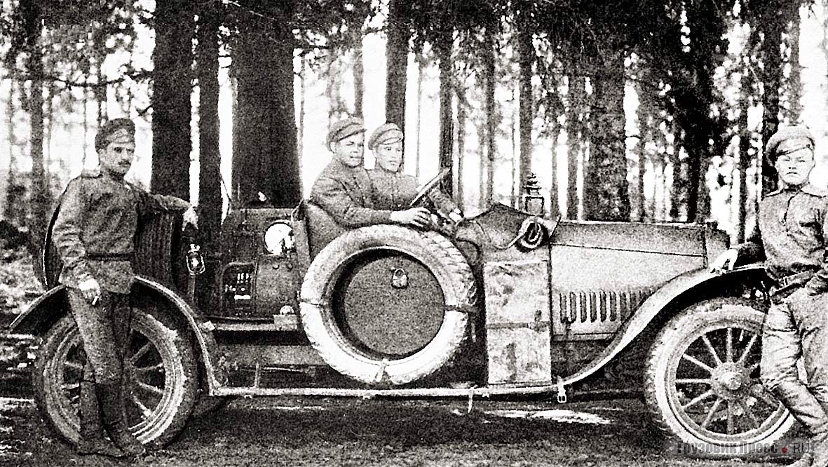 Генераторная установка фирмы «Шуккерт» на шасси «Руссо-Балт С 24/40» № 568 серии XIII-бис. Юго-Западный фронт, 1915 г.
