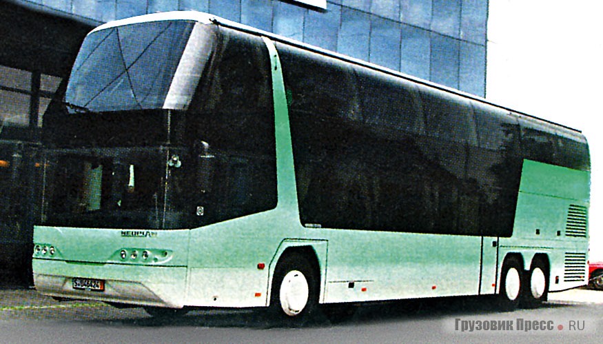 2003. Neoplan Skyliner N1122/3L