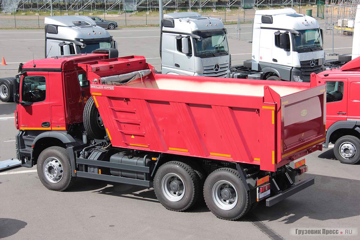 Mercedes-Benz Arocs 3345