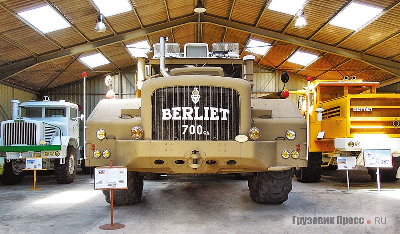 Стенд с [b]Berliet T100[/b], о котором мы уже подробно писали (см. «ГП» № 1, 2020 г.)