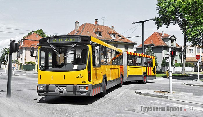     Автобус Renault PR180-2