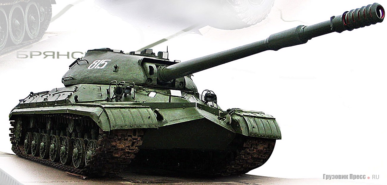 Уникальный танк Т-10М, сконструированный на основе танка ИС-8 в конце 1940-х годов на челябинском заводе, поступил с полигона из Полесья (вблизи Мозыря), где он использовался в качестве боевой мишени
